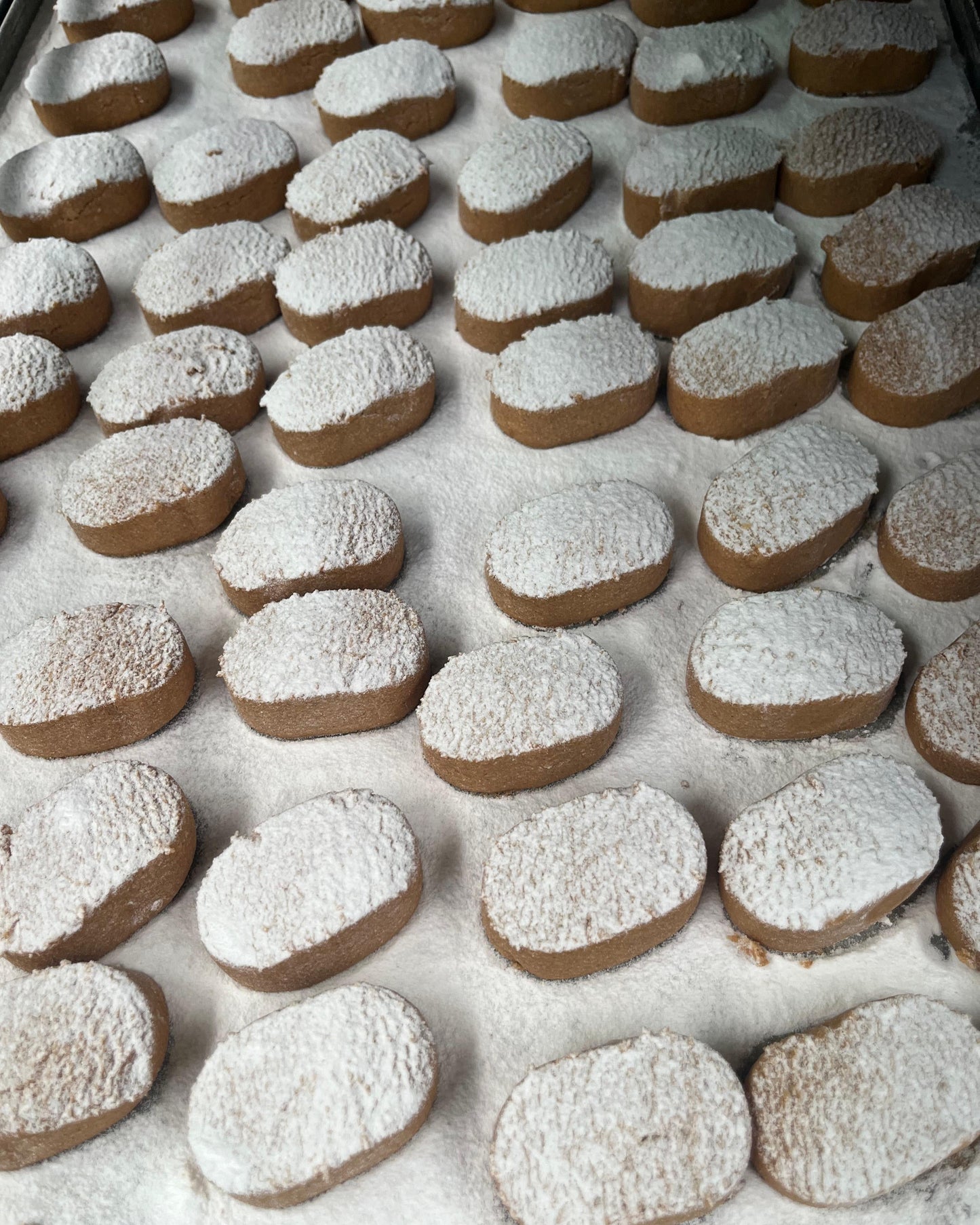 Polvorones Colomina granel